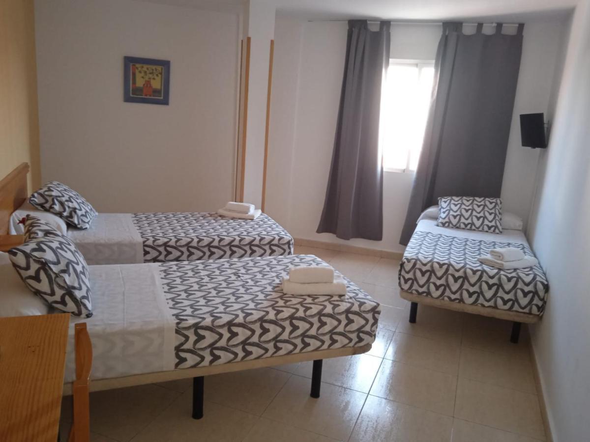 Hotel El Alamo Madrid Extérieur photo